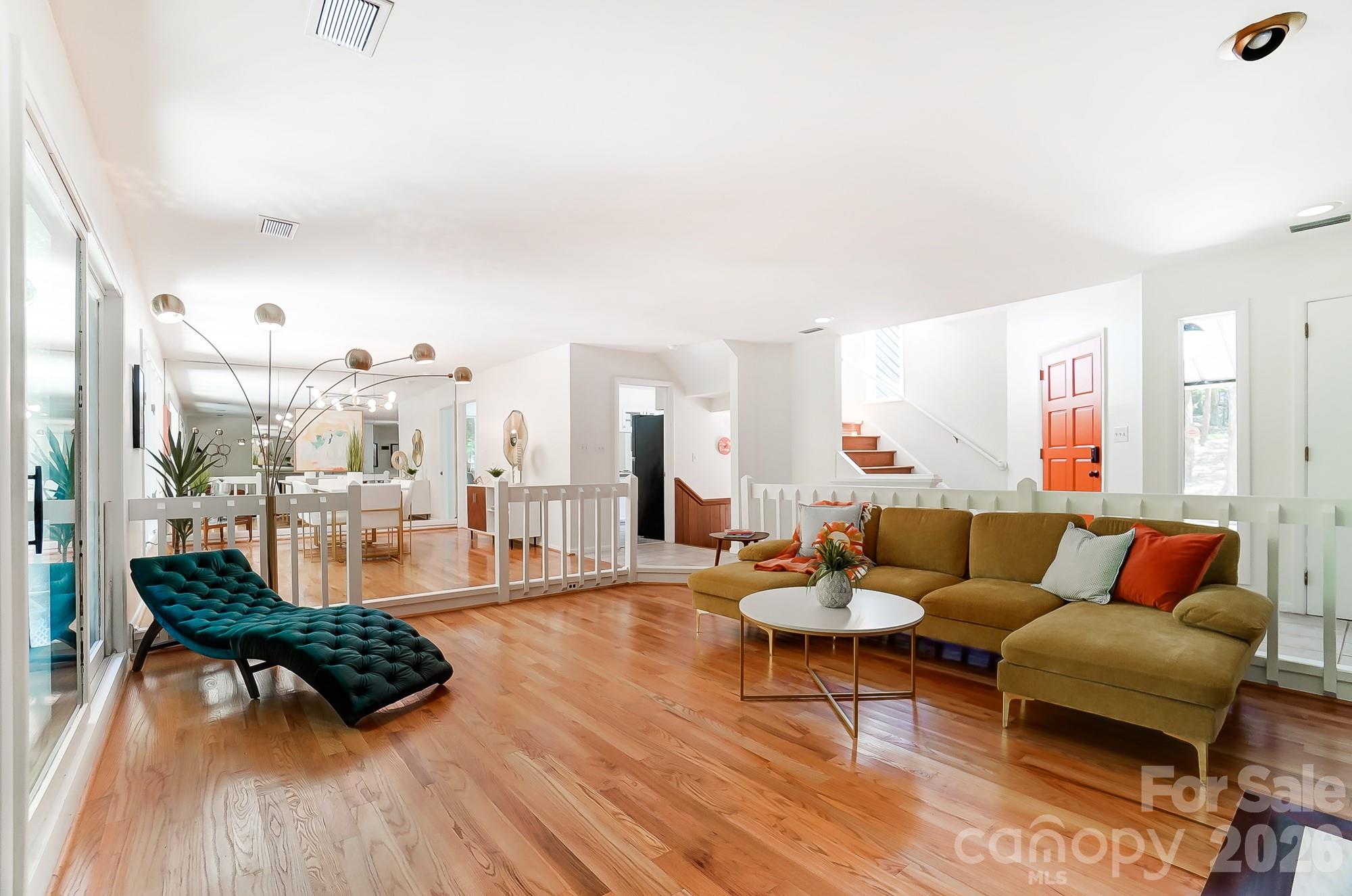 Five Knolls Estates - Residential