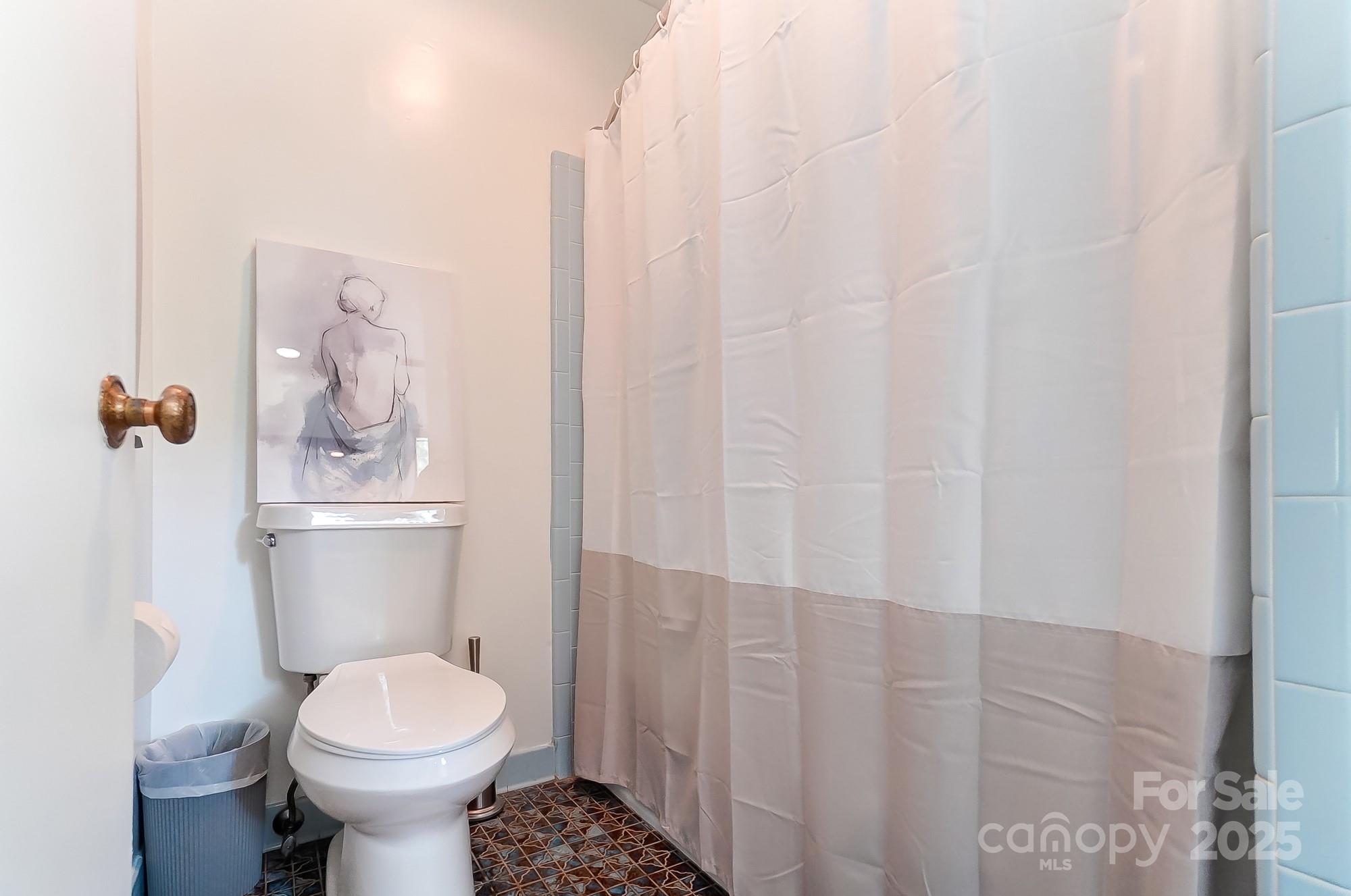 Five Knolls Estates - Residential