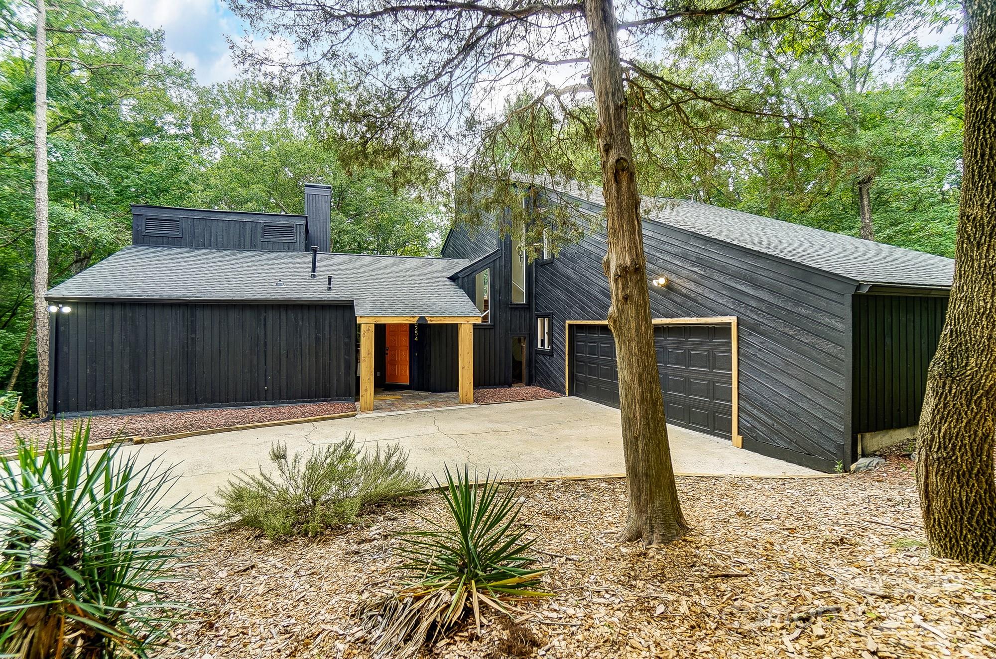 Five Knolls Estates - Residential