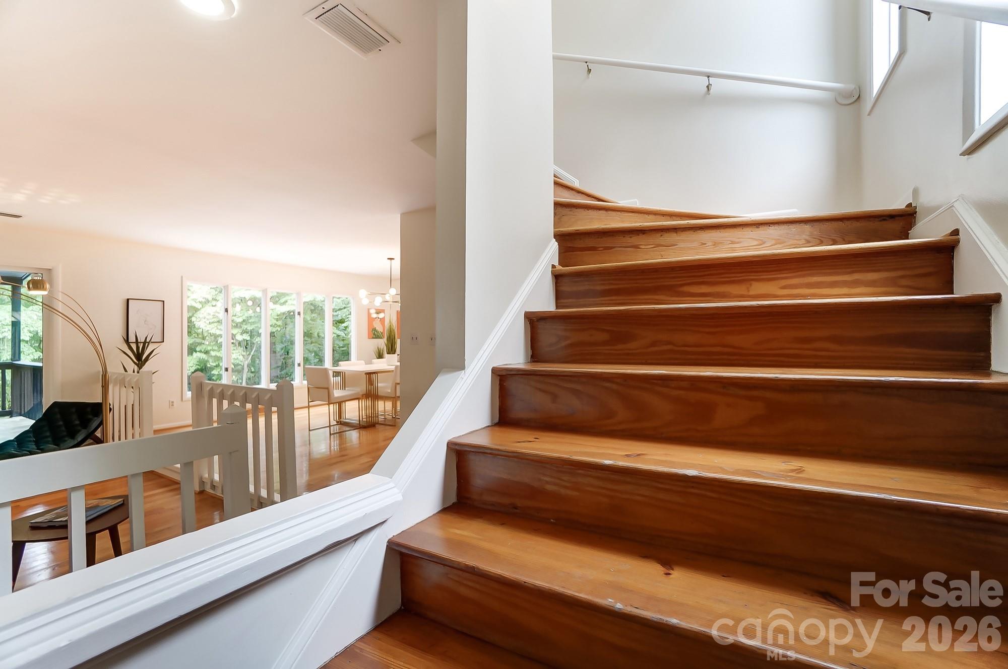 Five Knolls Estates - Residential