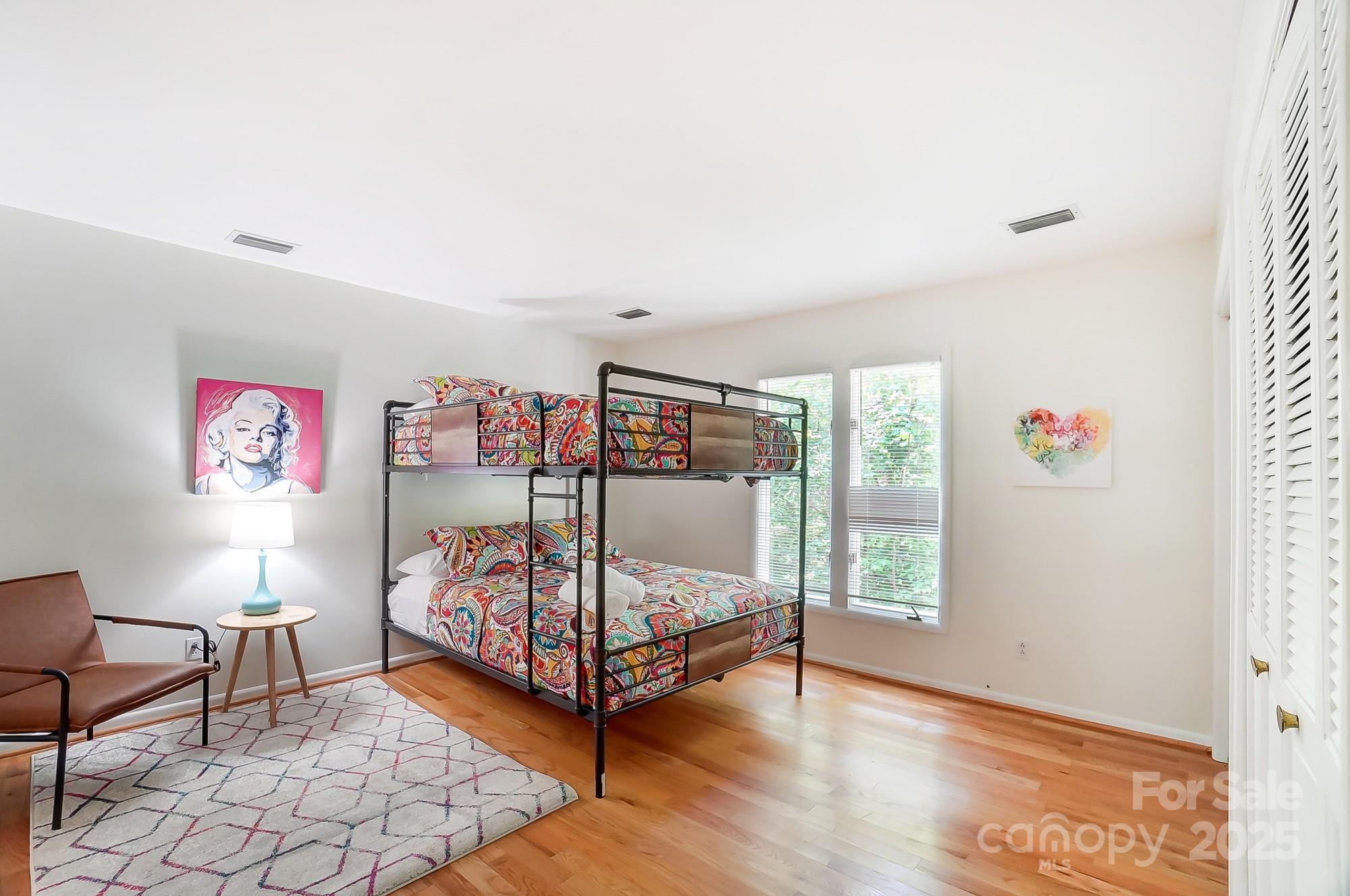 Five Knolls Estates - Residential