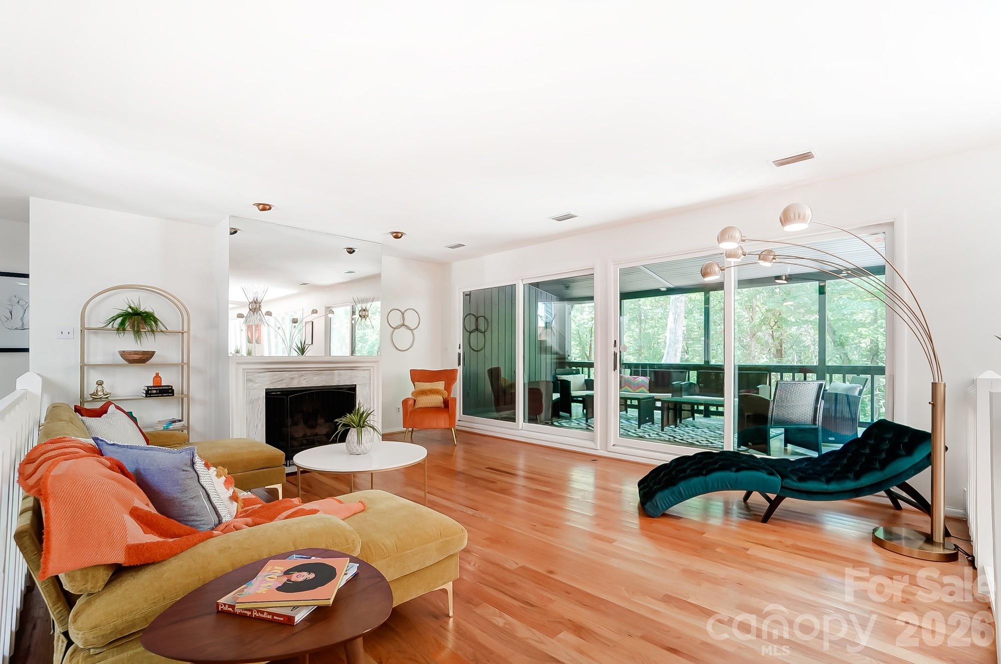 Five Knolls Estates - Residential