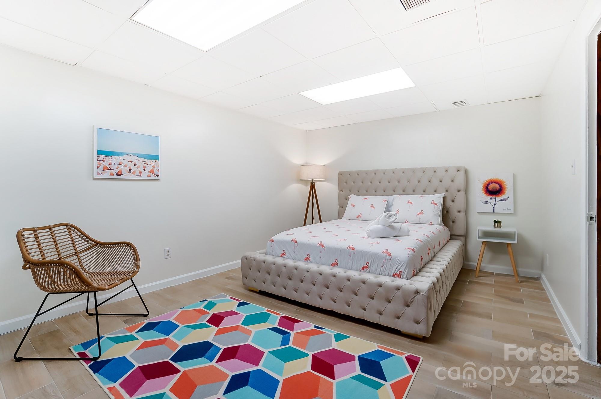 Five Knolls Estates - Residential