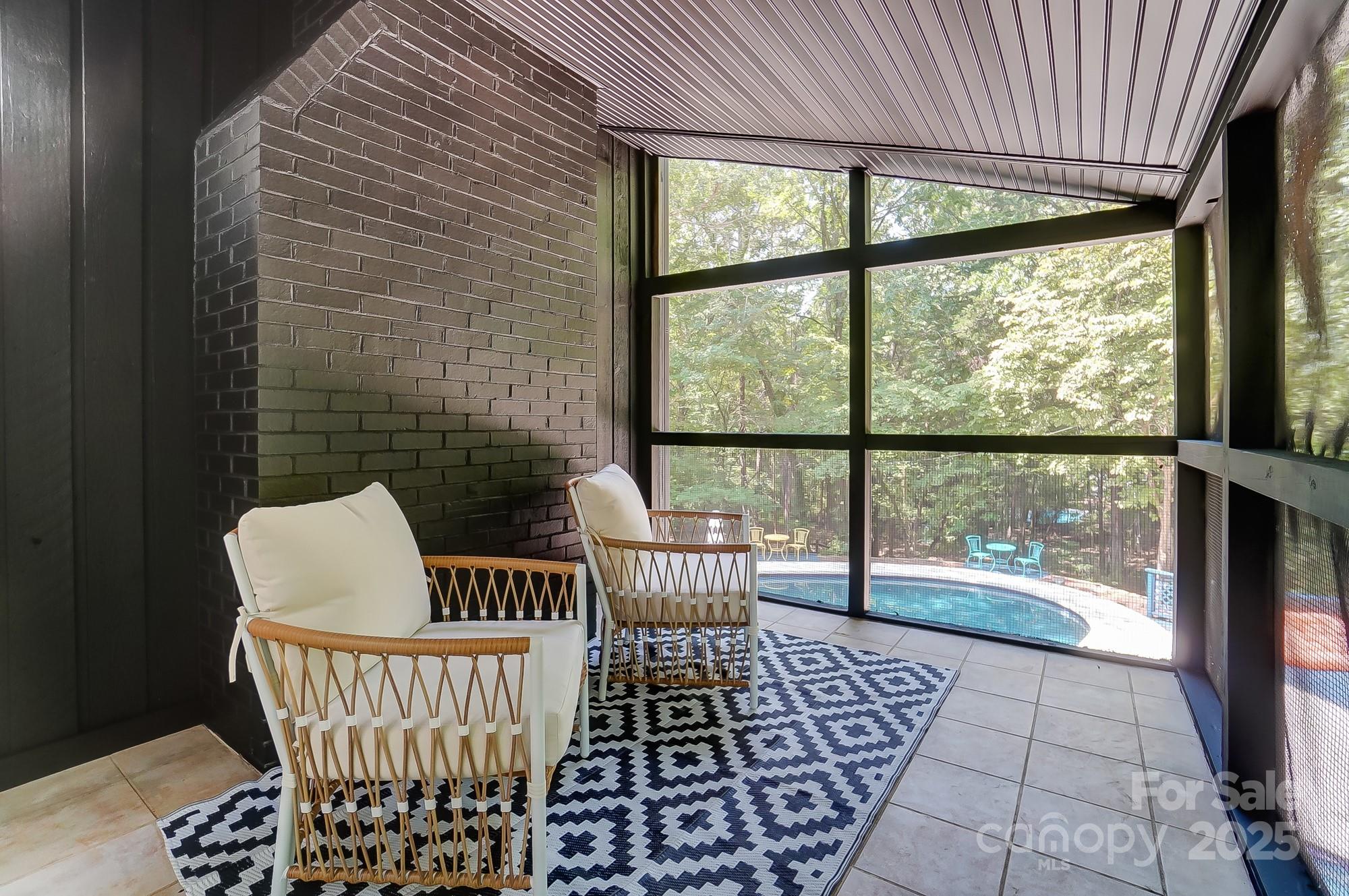 Five Knolls Estates - Residential