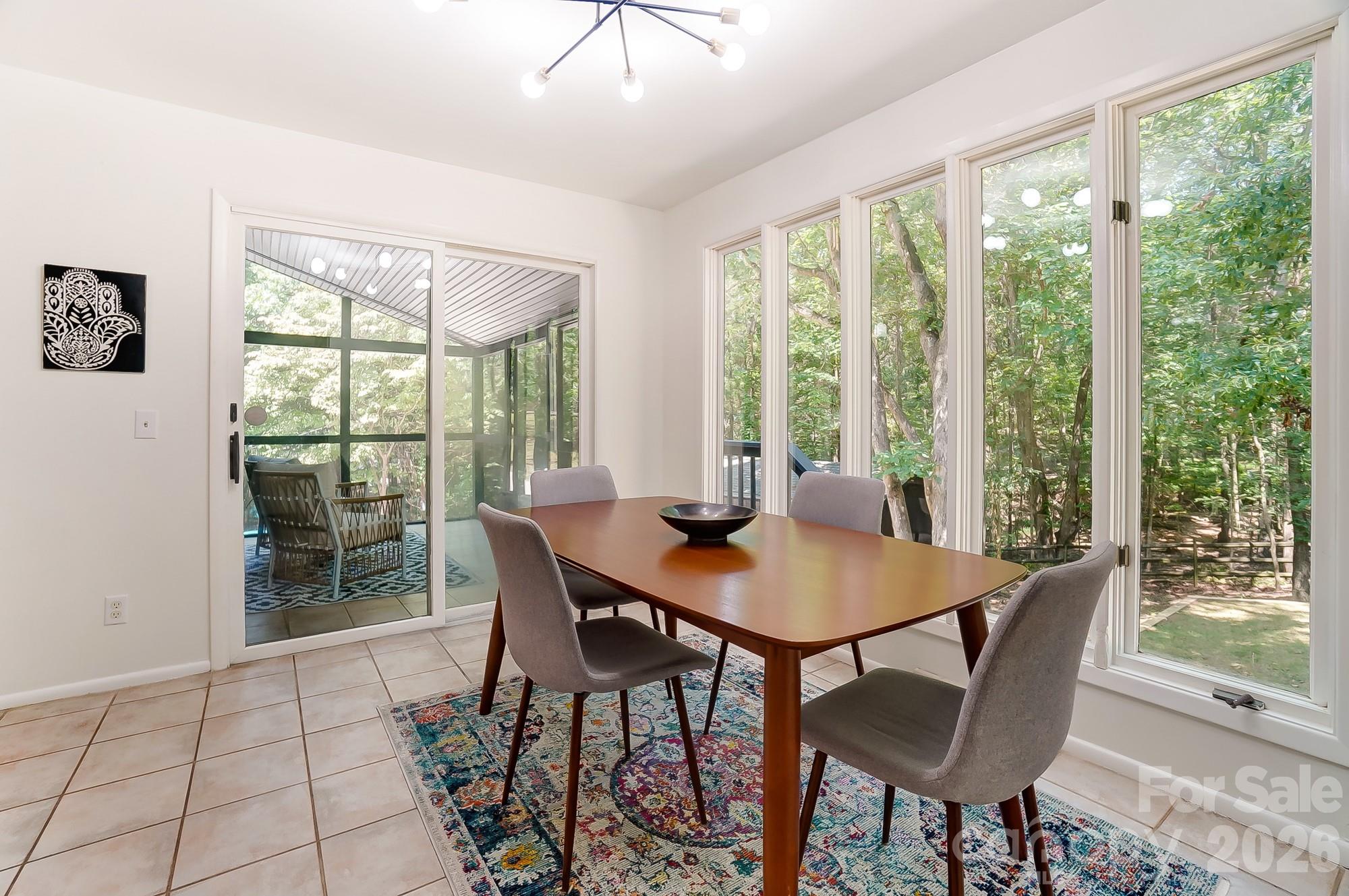 Five Knolls Estates - Residential