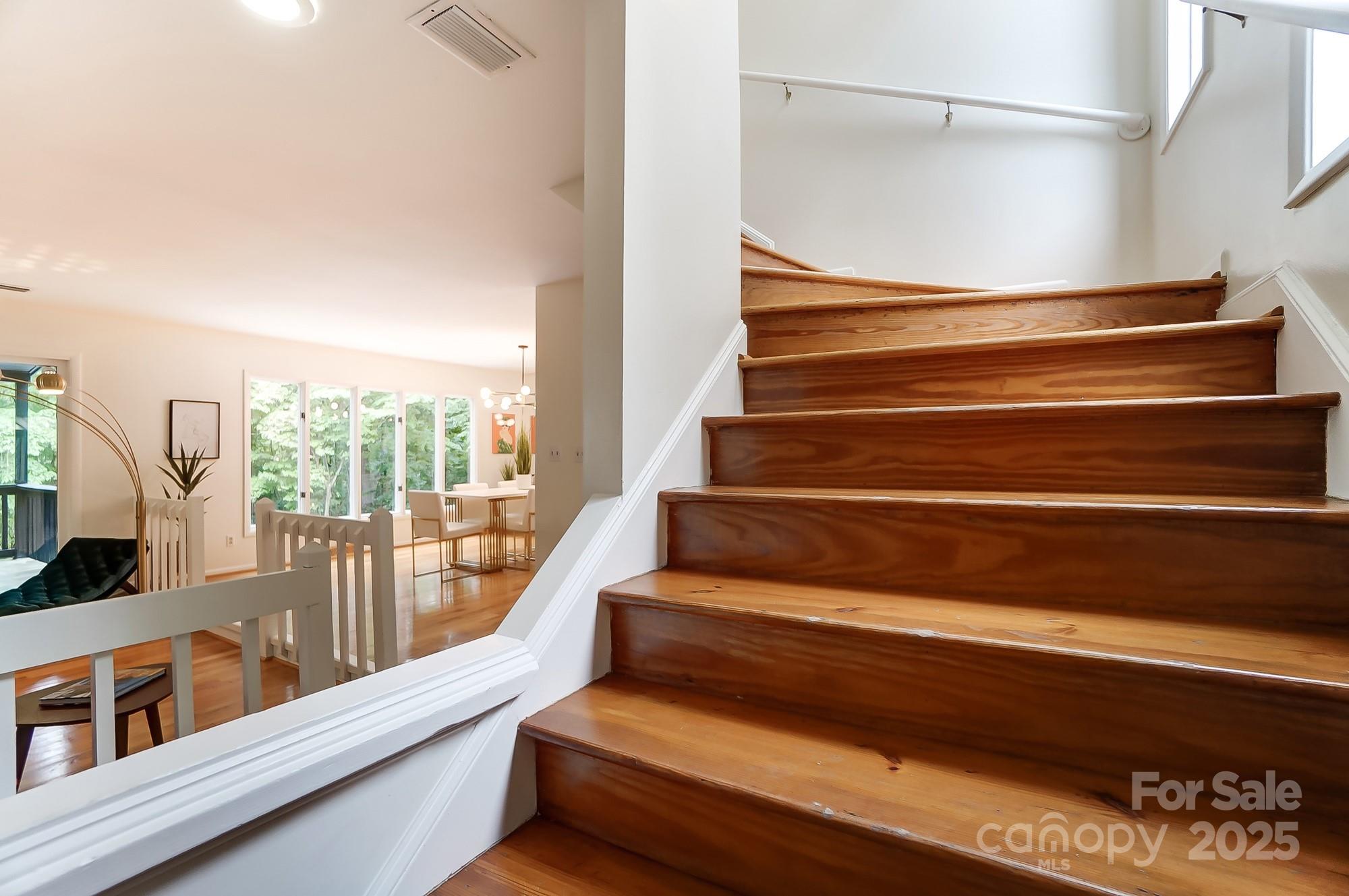 Five Knolls Estates - Residential