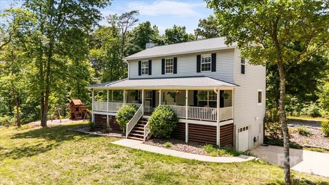 Photo of 714 River Bend Drive, Mars Hill, NC 28754 (MLS # 4382647)