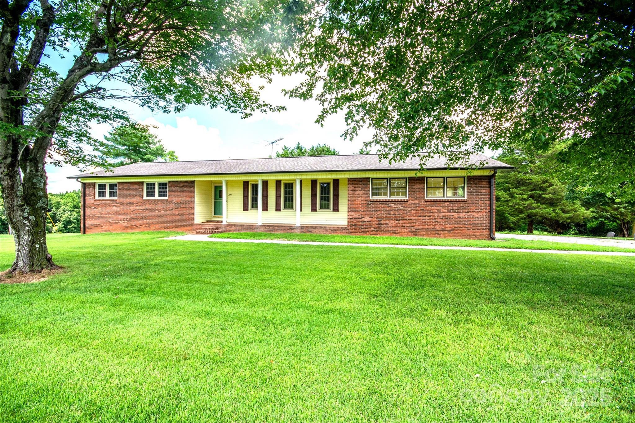 224 Mountain View Road