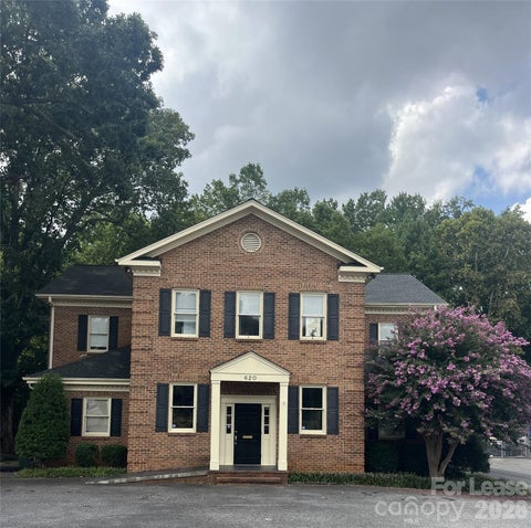 Photo of 620 4th Street NW, Hickory, NC 28602 (MLS # 4423719)