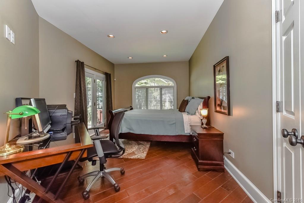 Lookout Point - Residential