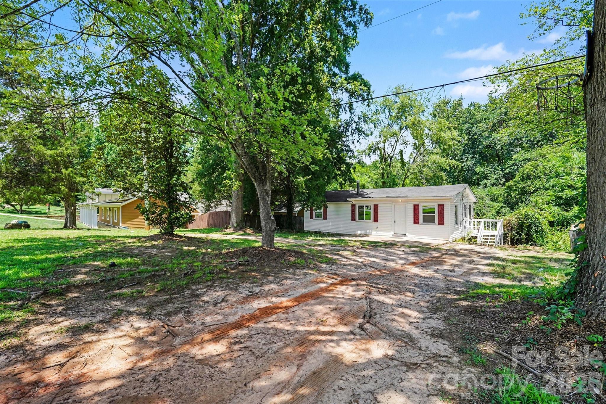 8232 Starnes Randall Road