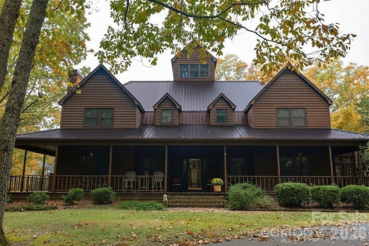 300 Cottonstone Lane