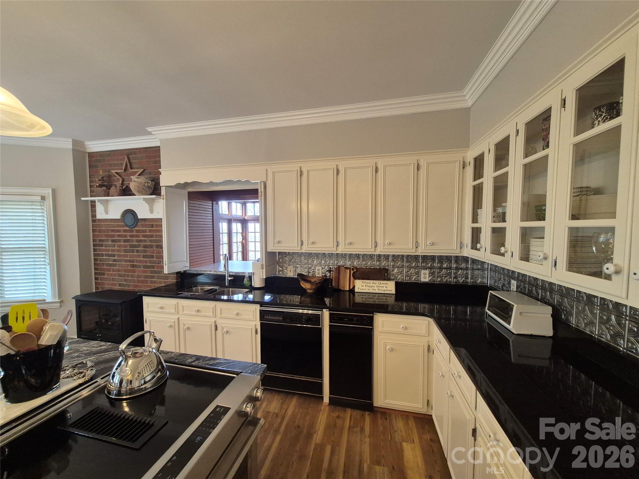 Country Club Acres - Residential