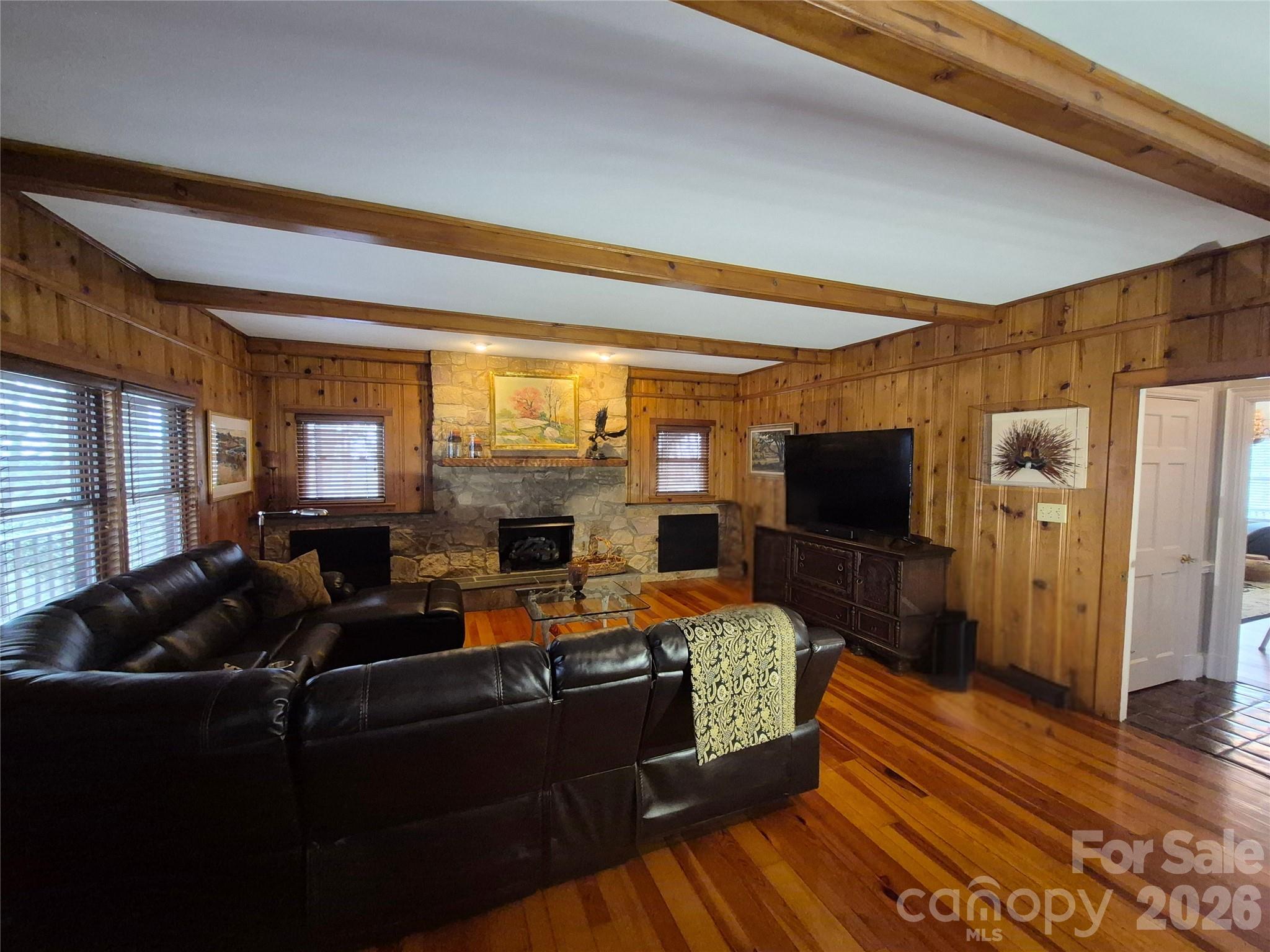 300 Cottonstone Lane