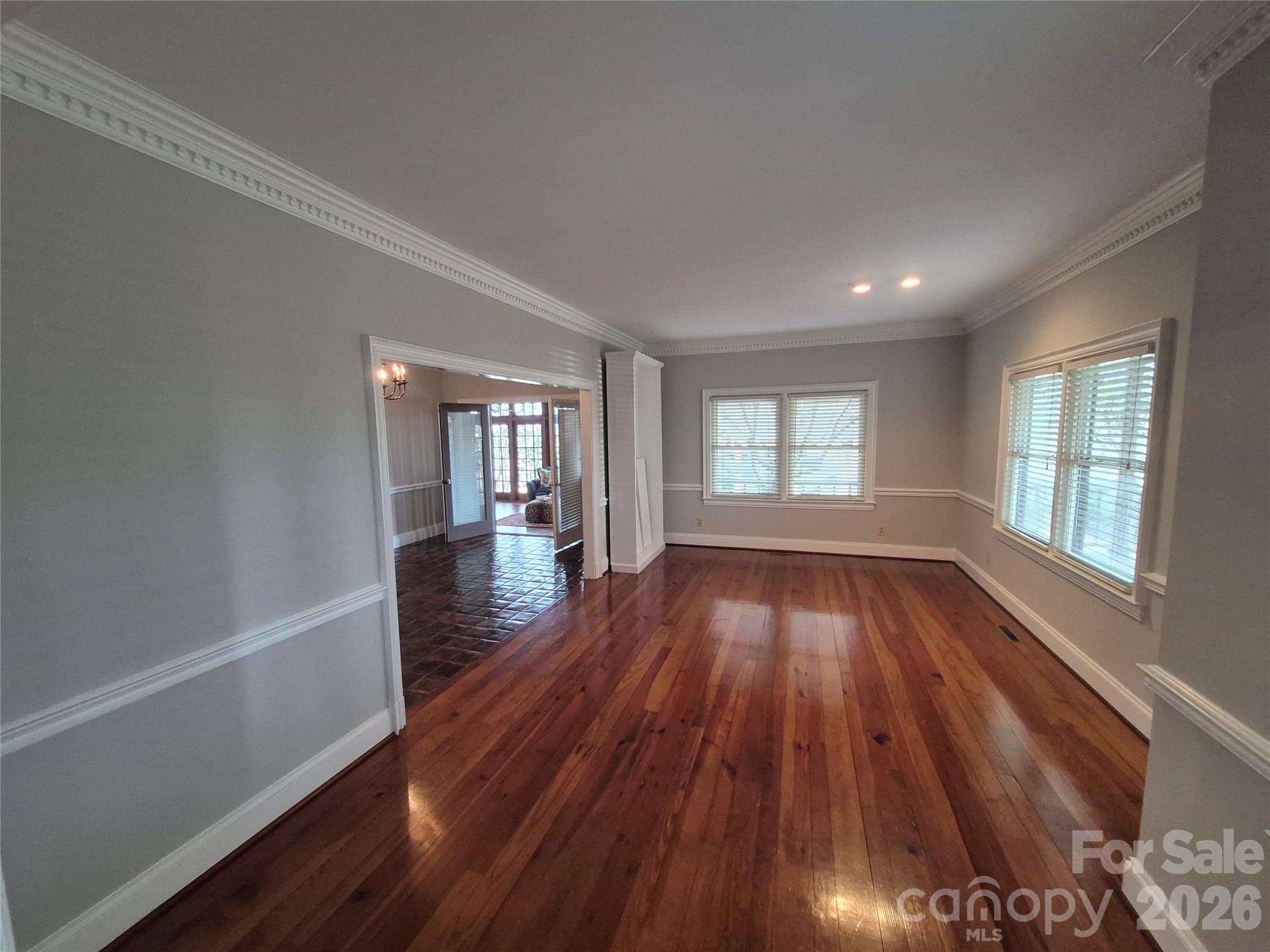 Country Club Acres - Residential