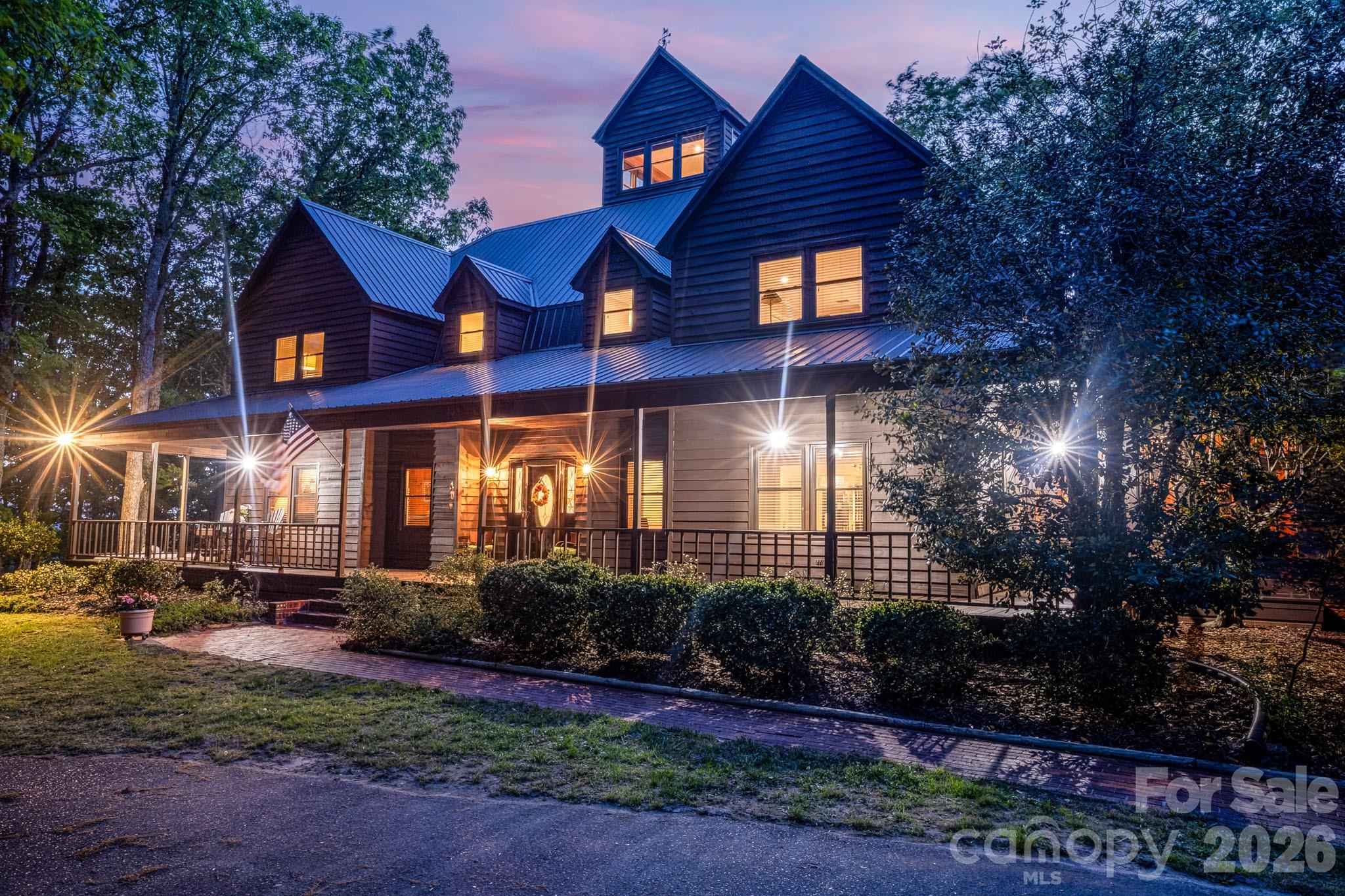 Country Club Acres - Residential