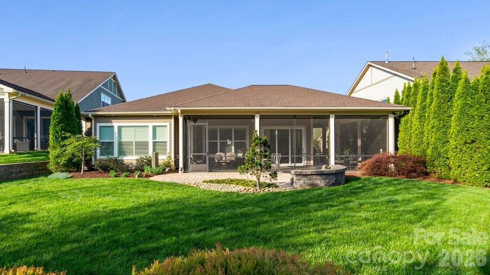 1225 Greenland Drive