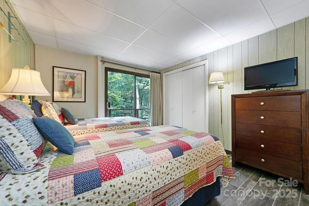 Connestee Falls - Residential