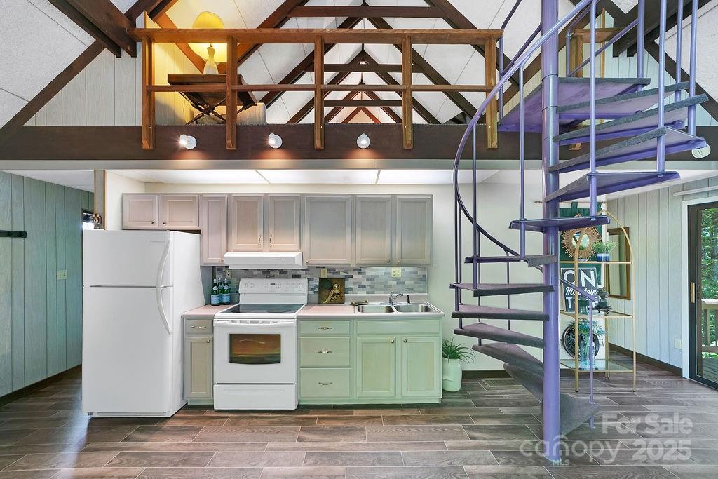 Connestee Falls - Residential