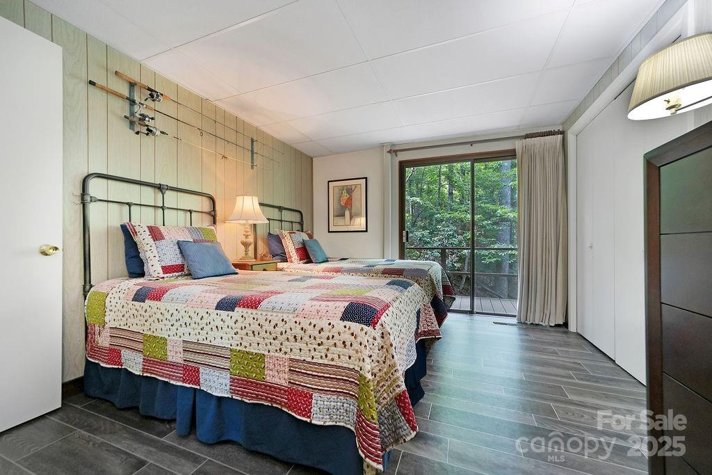 Connestee Falls - Residential