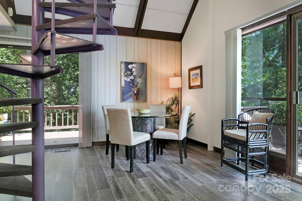 Connestee Falls - Residential