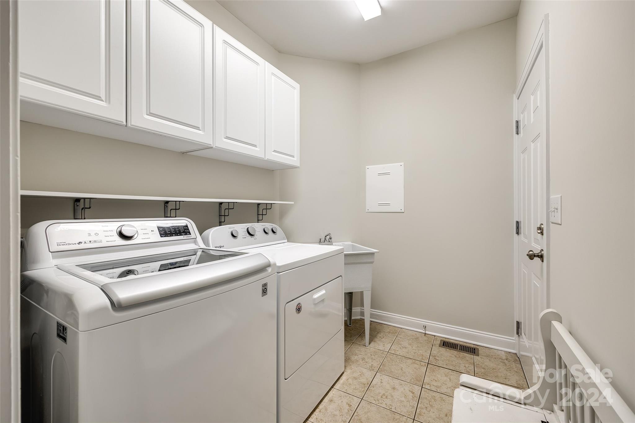 Lake Shore - Residential