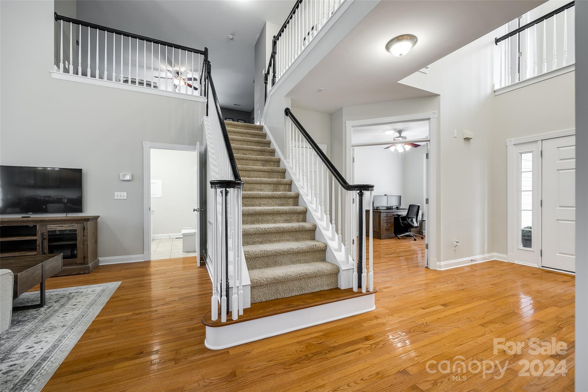 Lake Shore - Residential