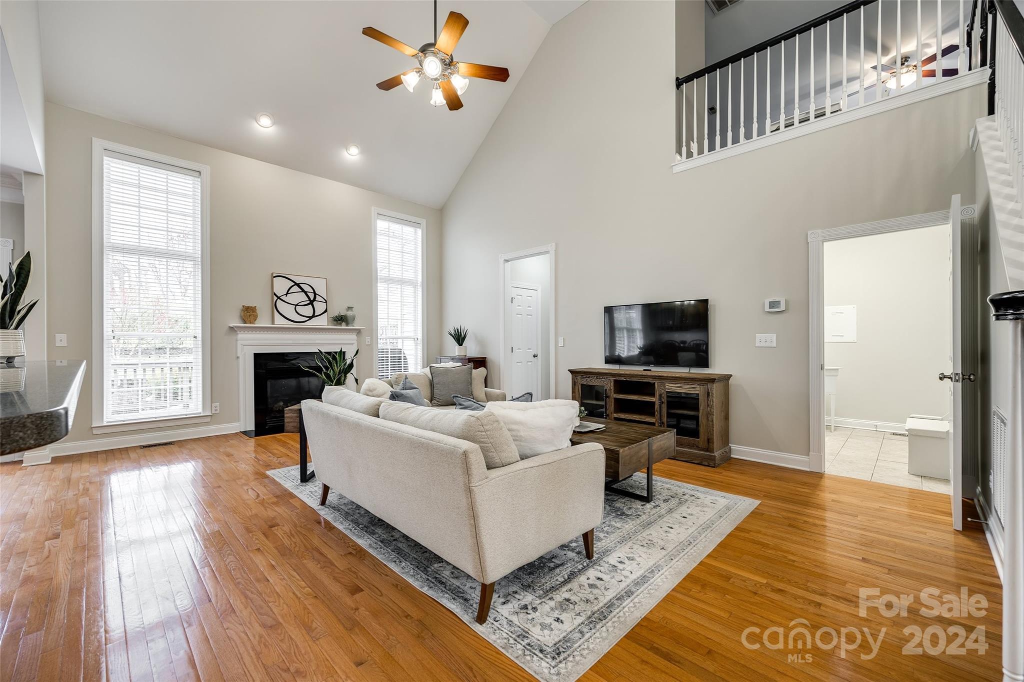 Lake Shore - Residential