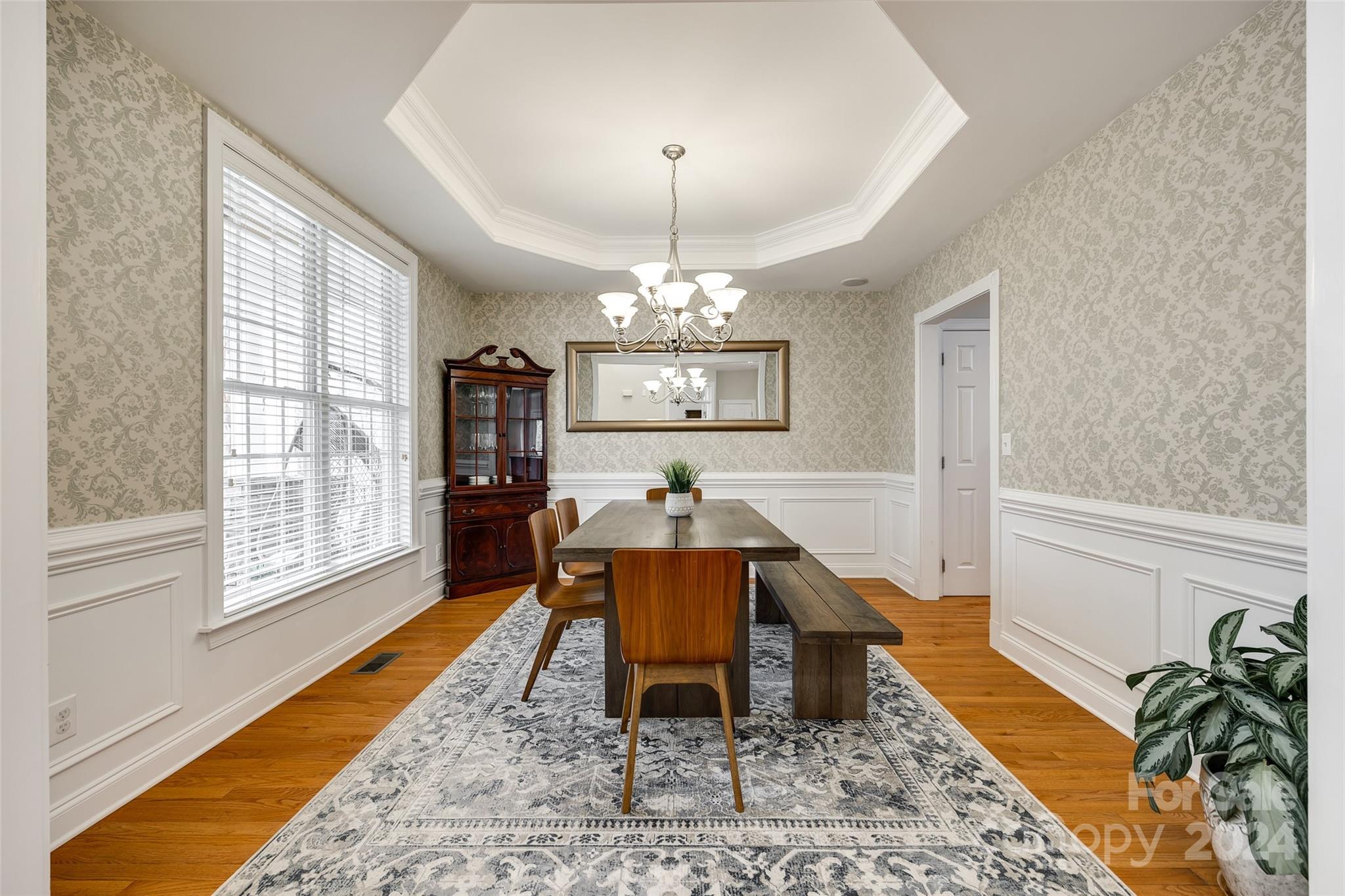 Lake Shore - Residential