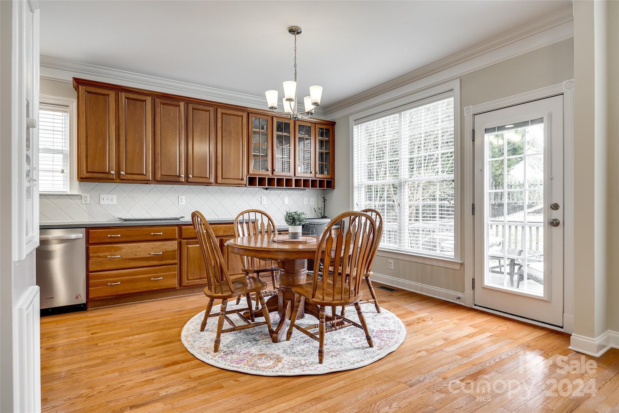 Lake Shore - Residential