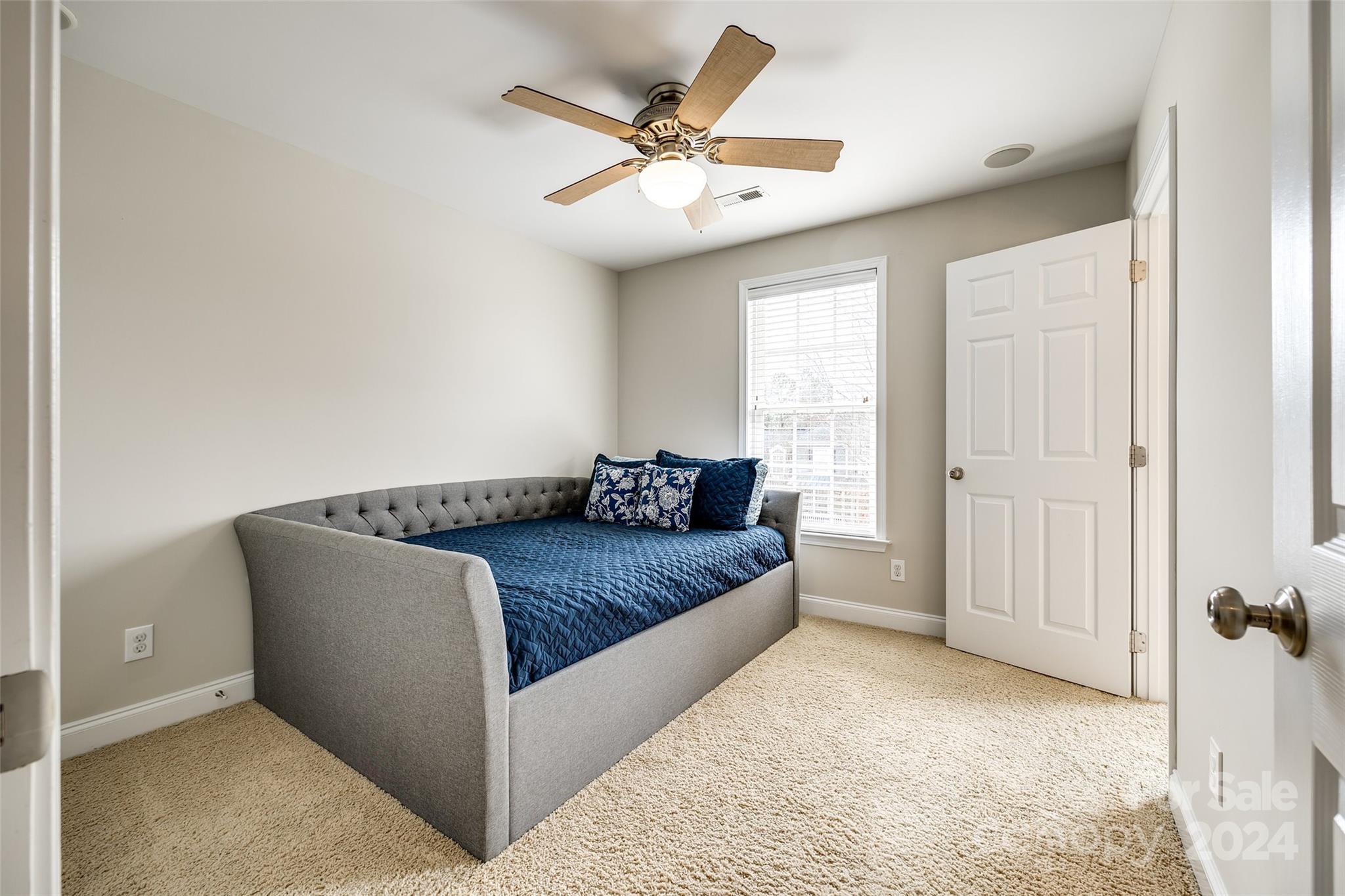 Lake Shore - Residential