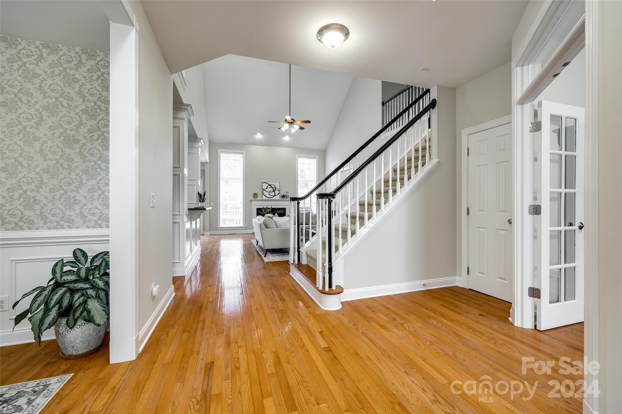 Lake Shore - Residential