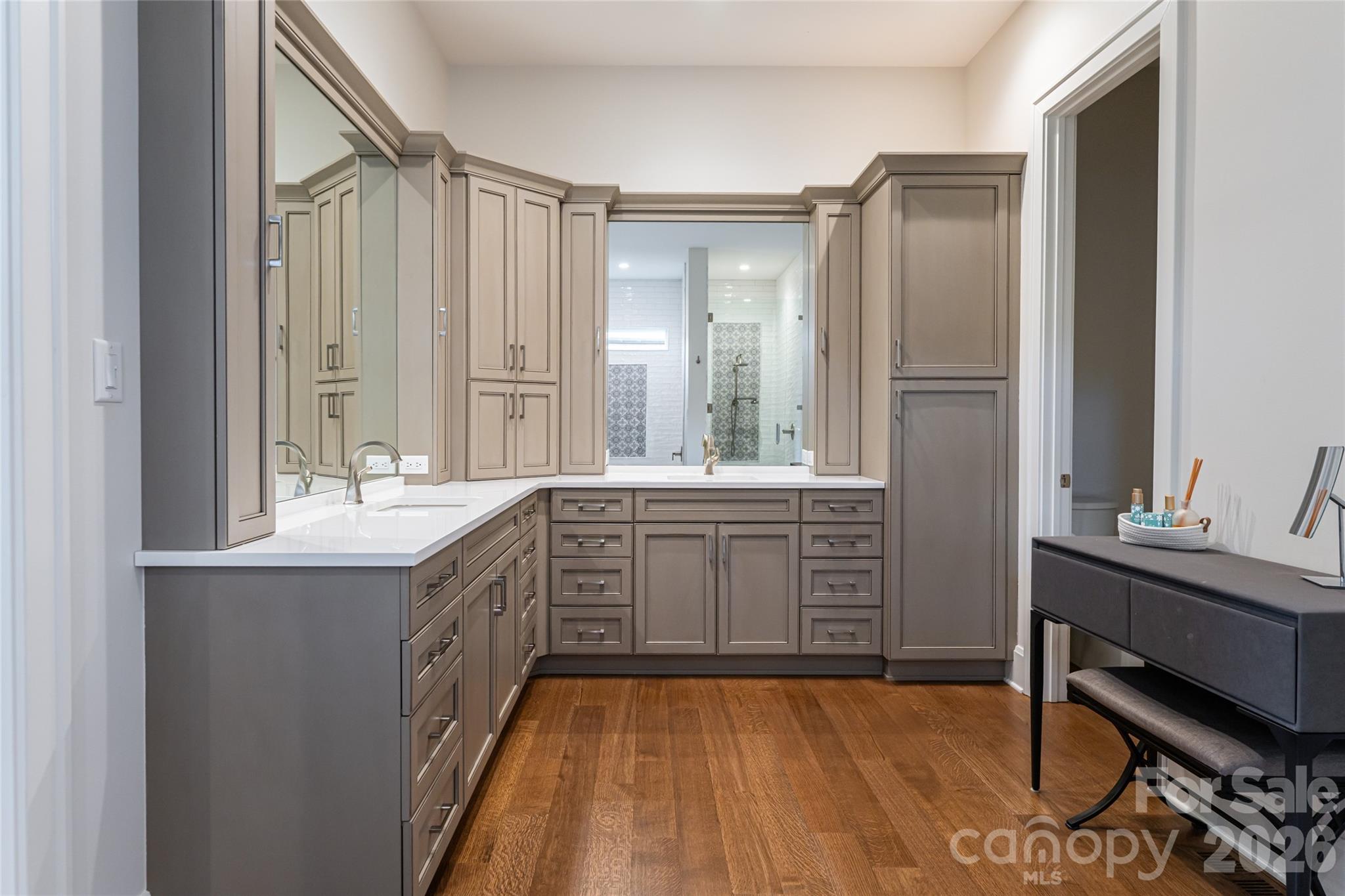 Thoms Estate - Residential