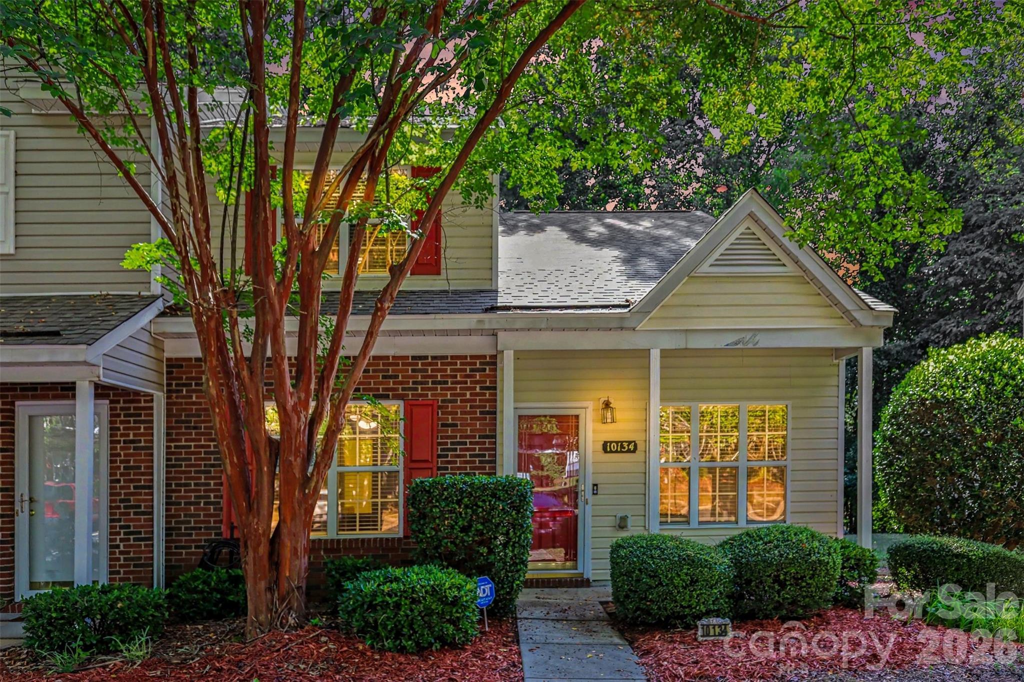10134 Frosty Lane
