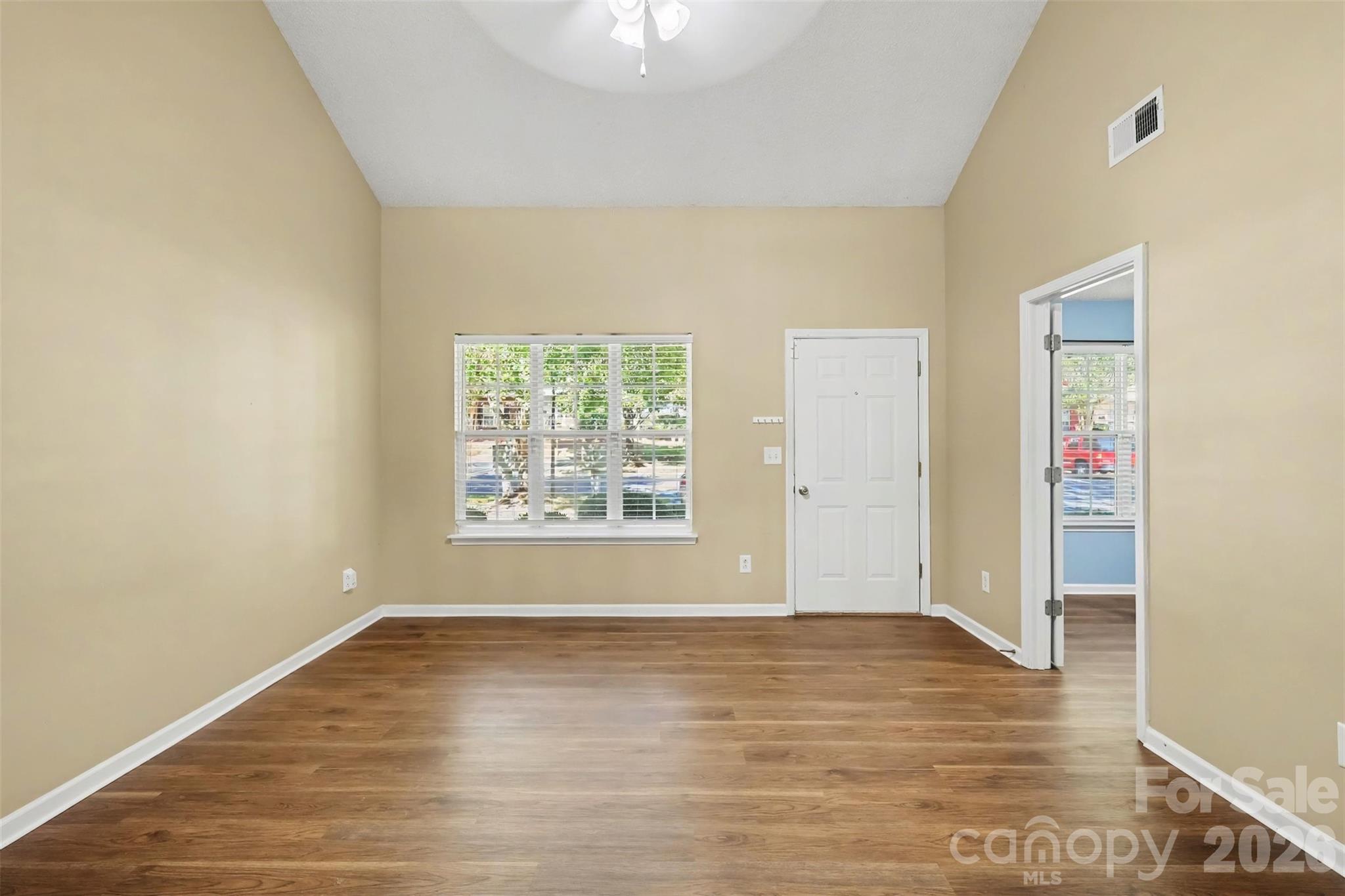 10134 Frosty Lane
