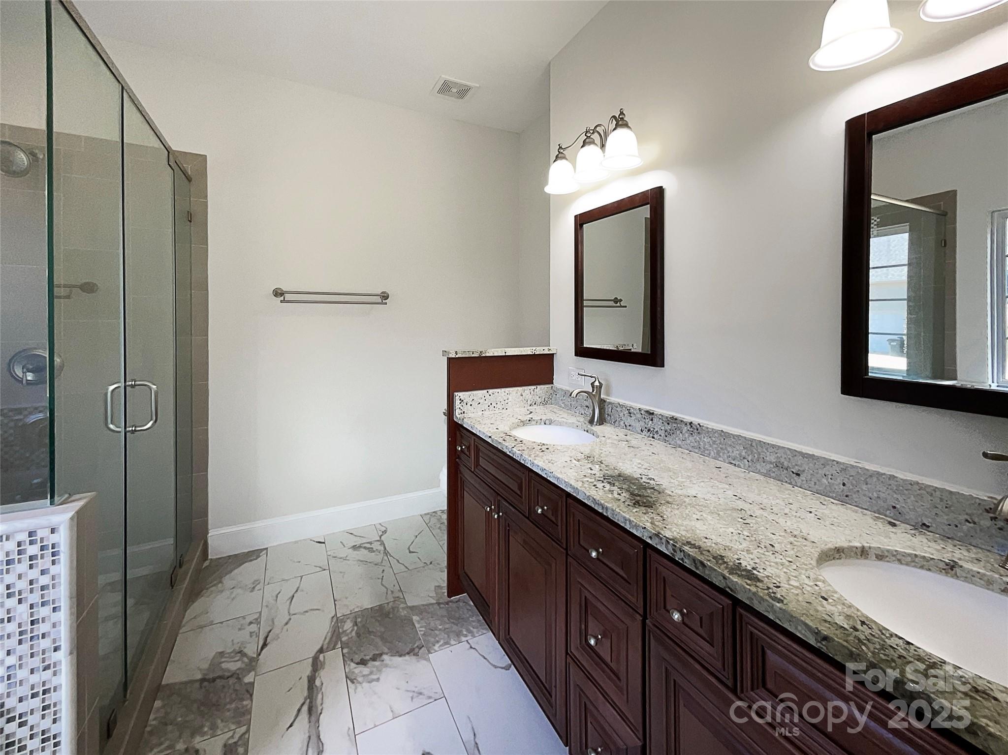 Lynnwood Farms - Residential