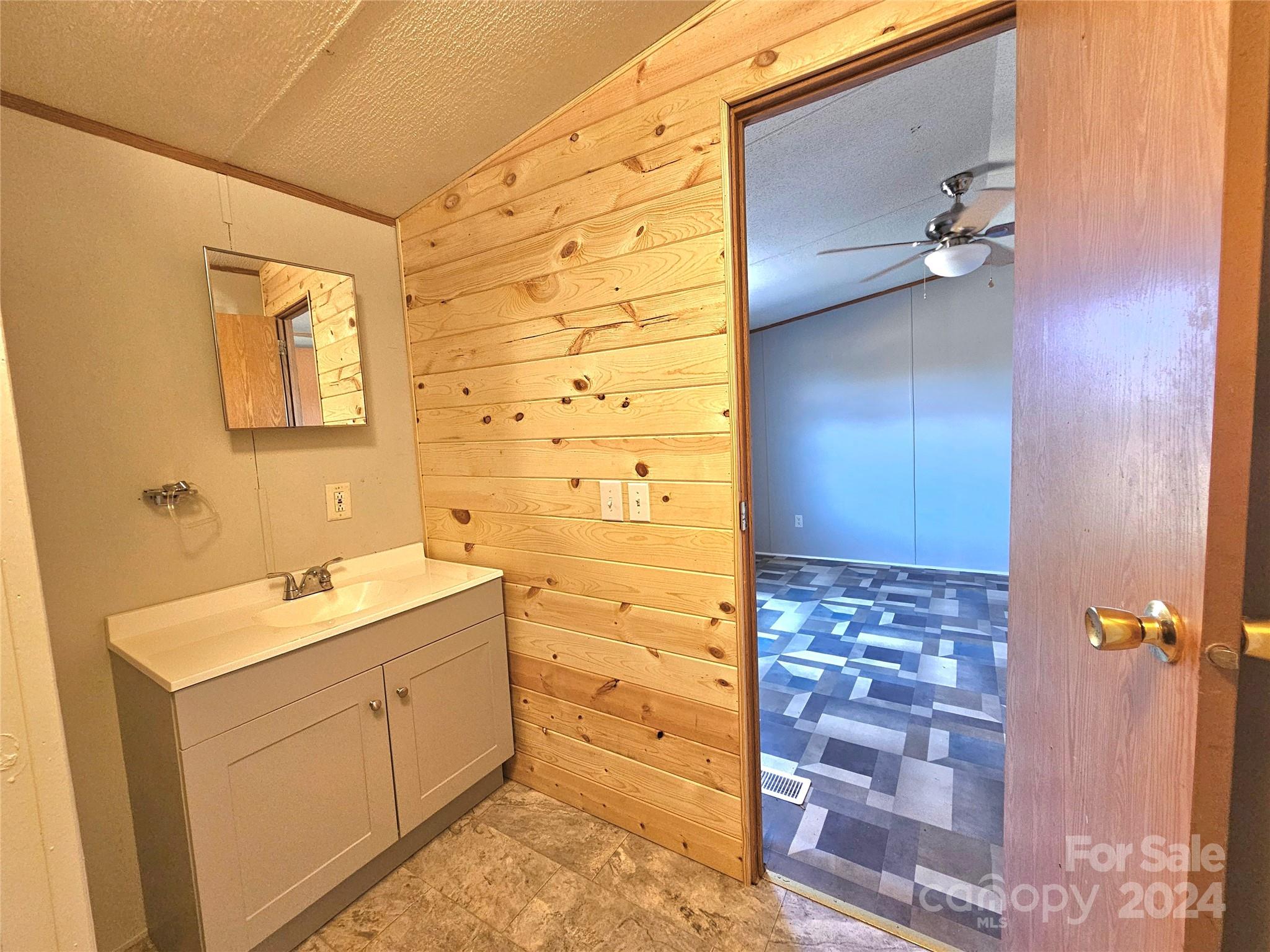 Emerald Shores - Residential