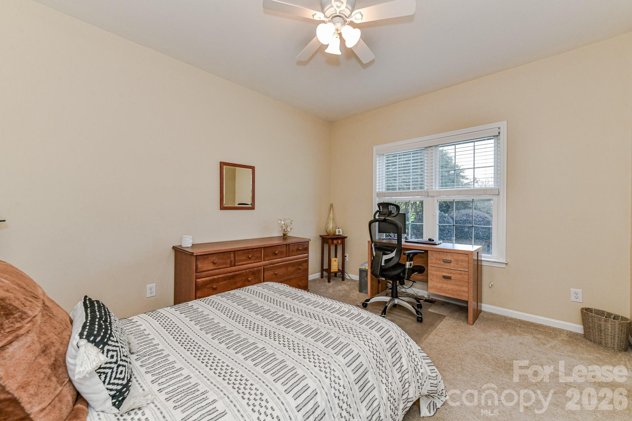 Hampton Ridge Ii - Residential Lease