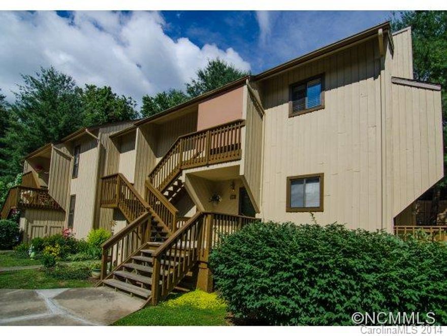 You can't beat the price on this South Asheville Condo. Perfect location. Close to everything you could need! Large, open, light-filled living space and private back porch. Ample storage space. Large master suite. Clean laminate floors throughout. NEW gas logs, NEW exterior paint, NEW low price! NEW wooden front porch being built this summer. (no assessment). HOA dues include water, sewer & trash as well as savings to avoid future assessments.