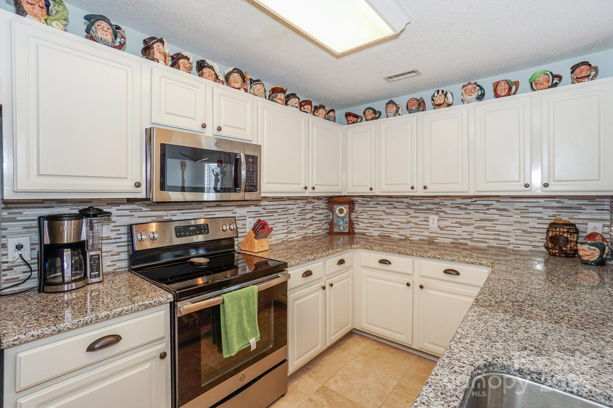 1238 Torrence Circle