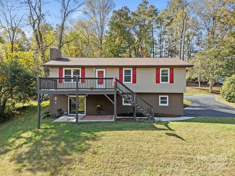 28 Timber Lane Asheville NC 28806