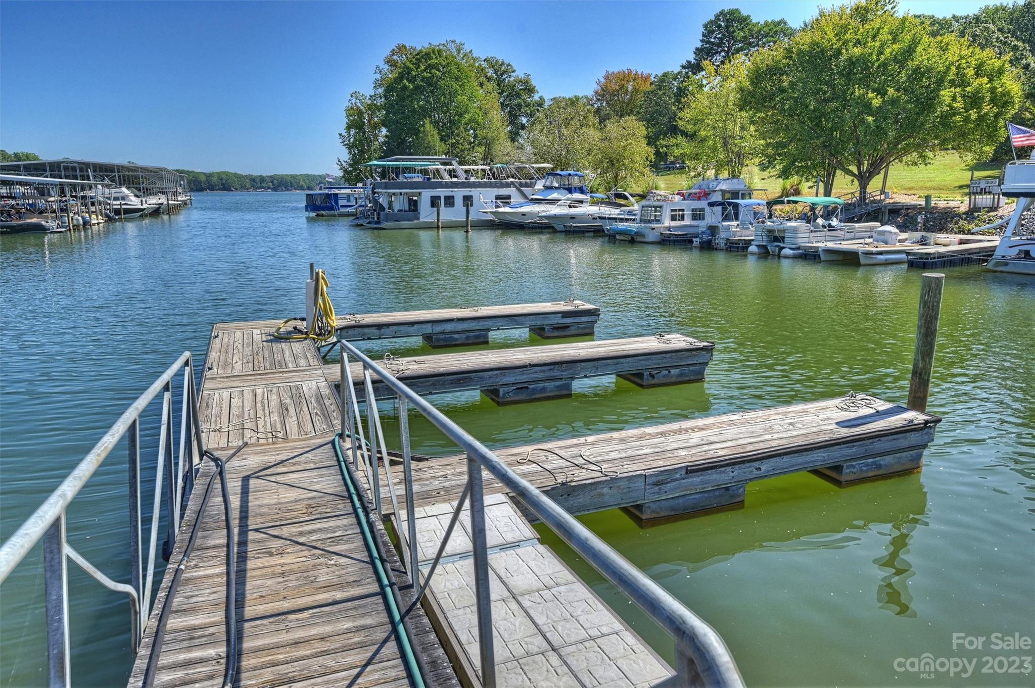 Lakeside Park - Residential