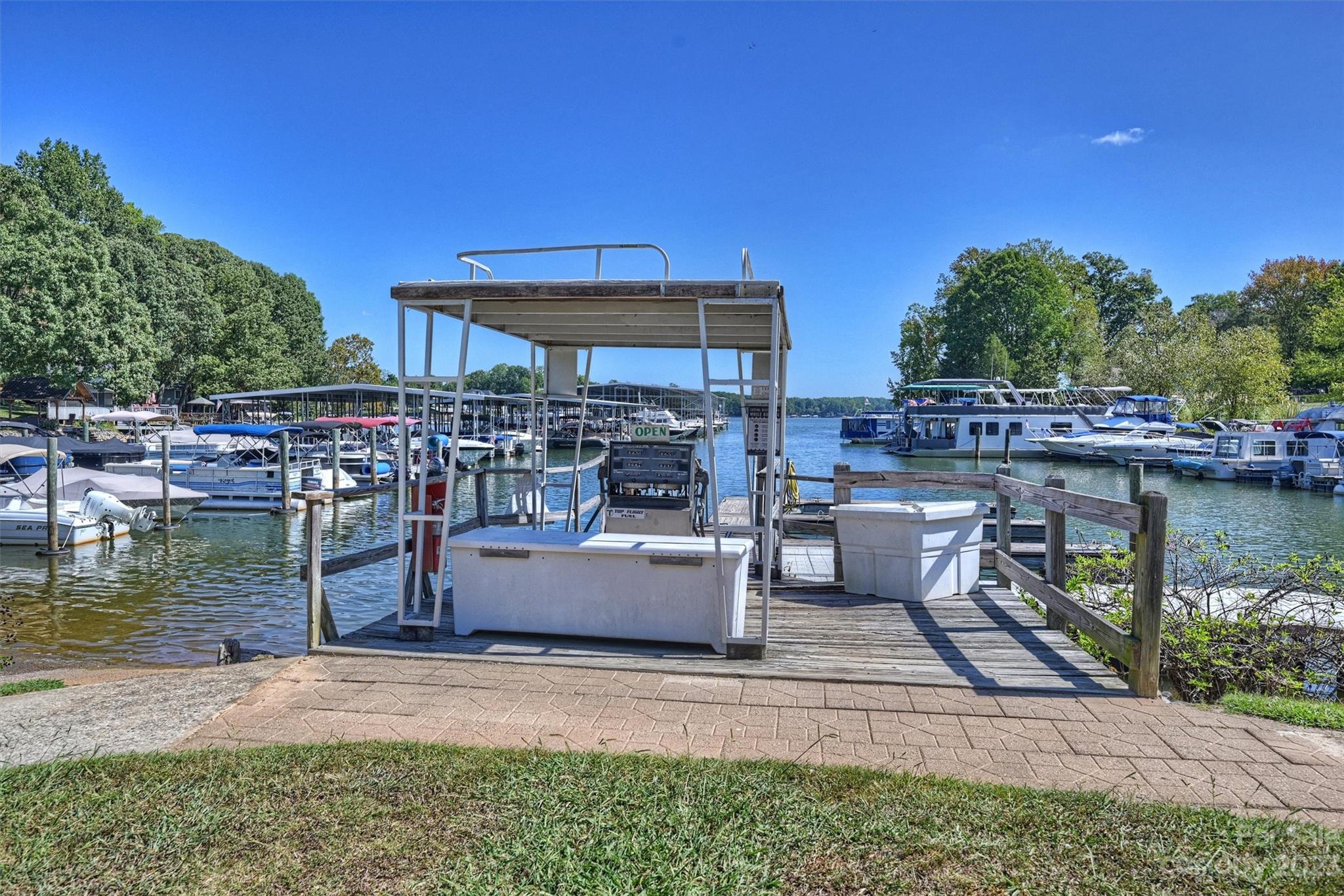 Lakeside Park - Residential