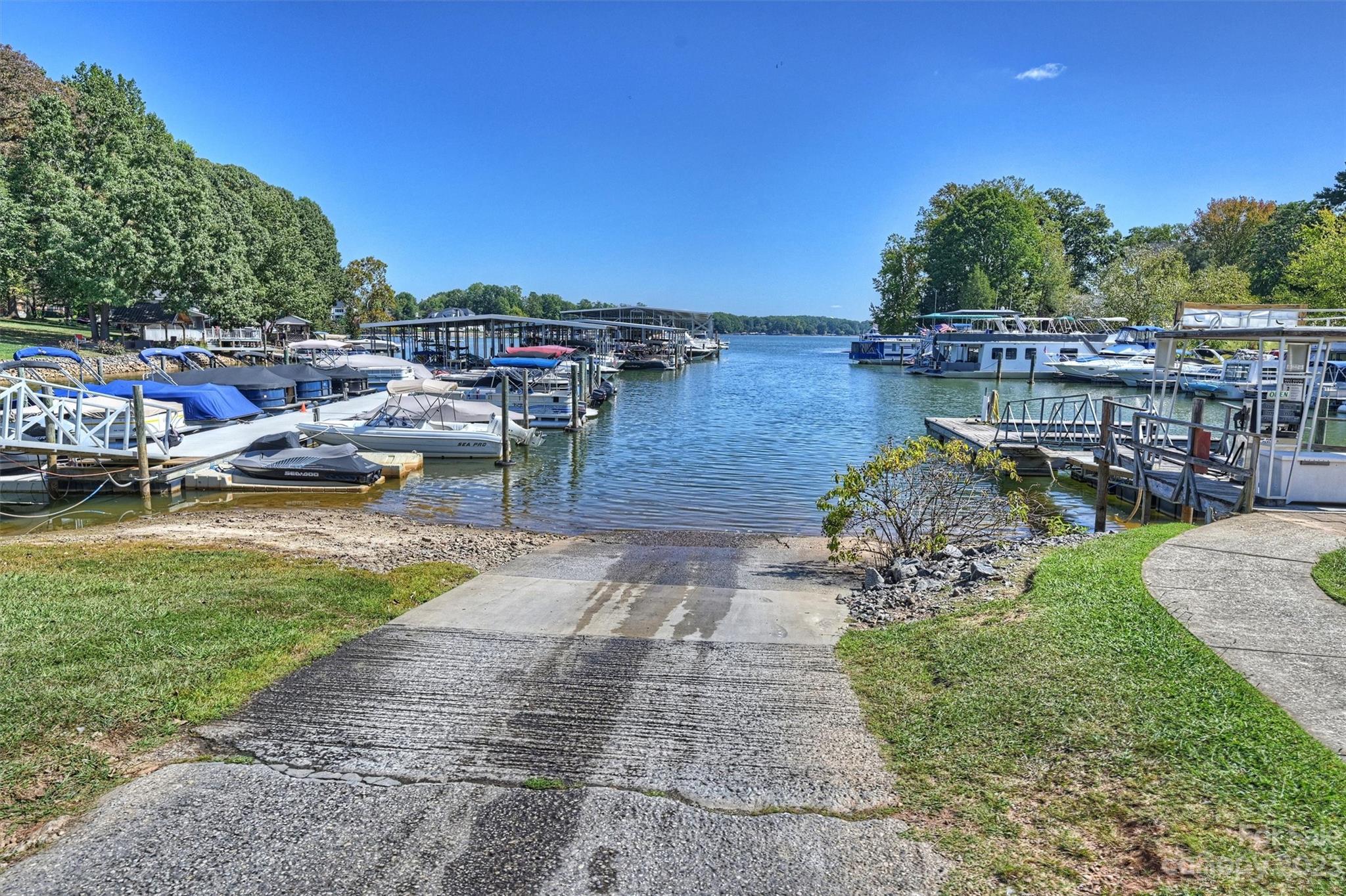 Lakeside Park - Residential