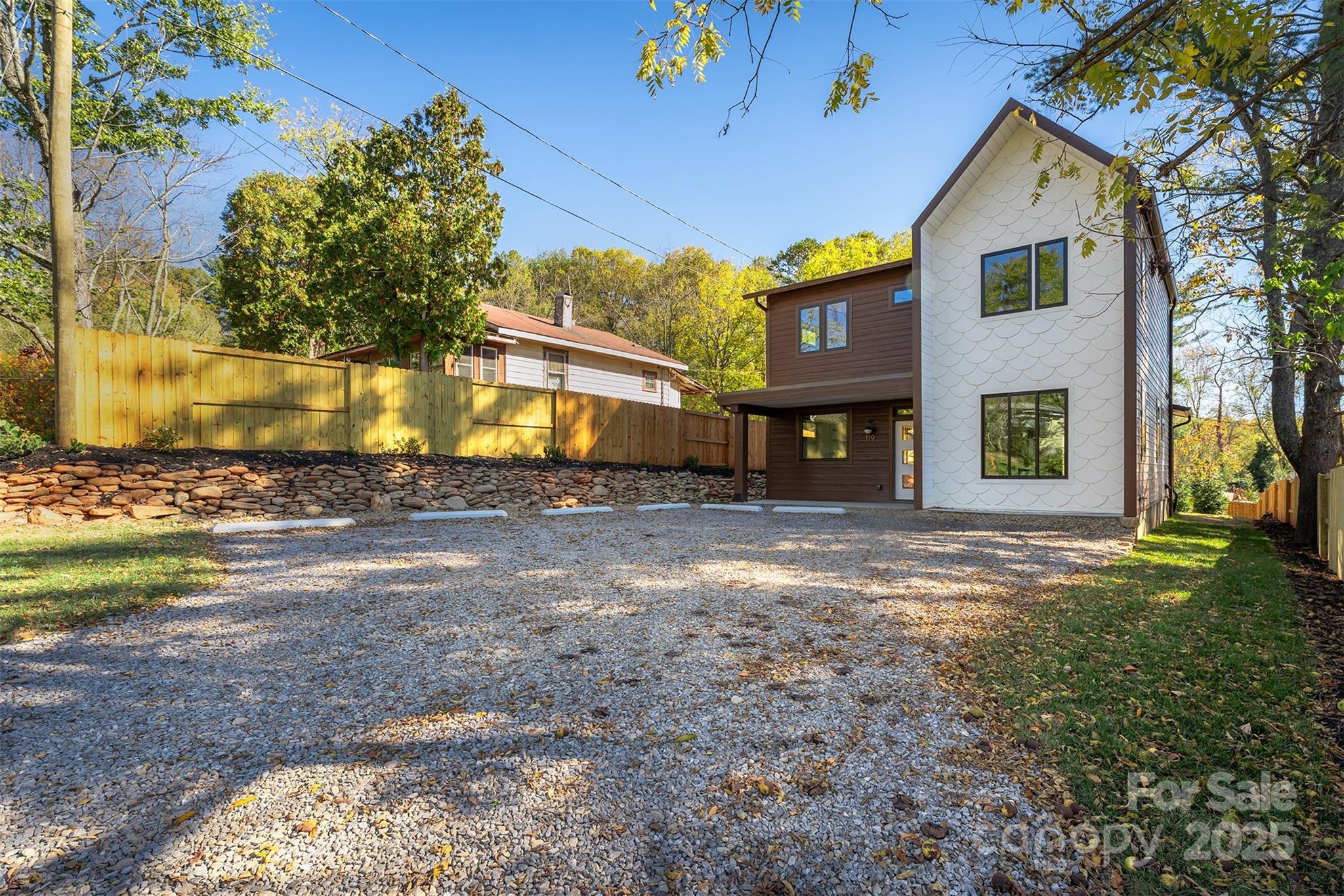 119 N Bear Creek Road