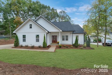 735 Costner School Road Bessemer City NC 28016