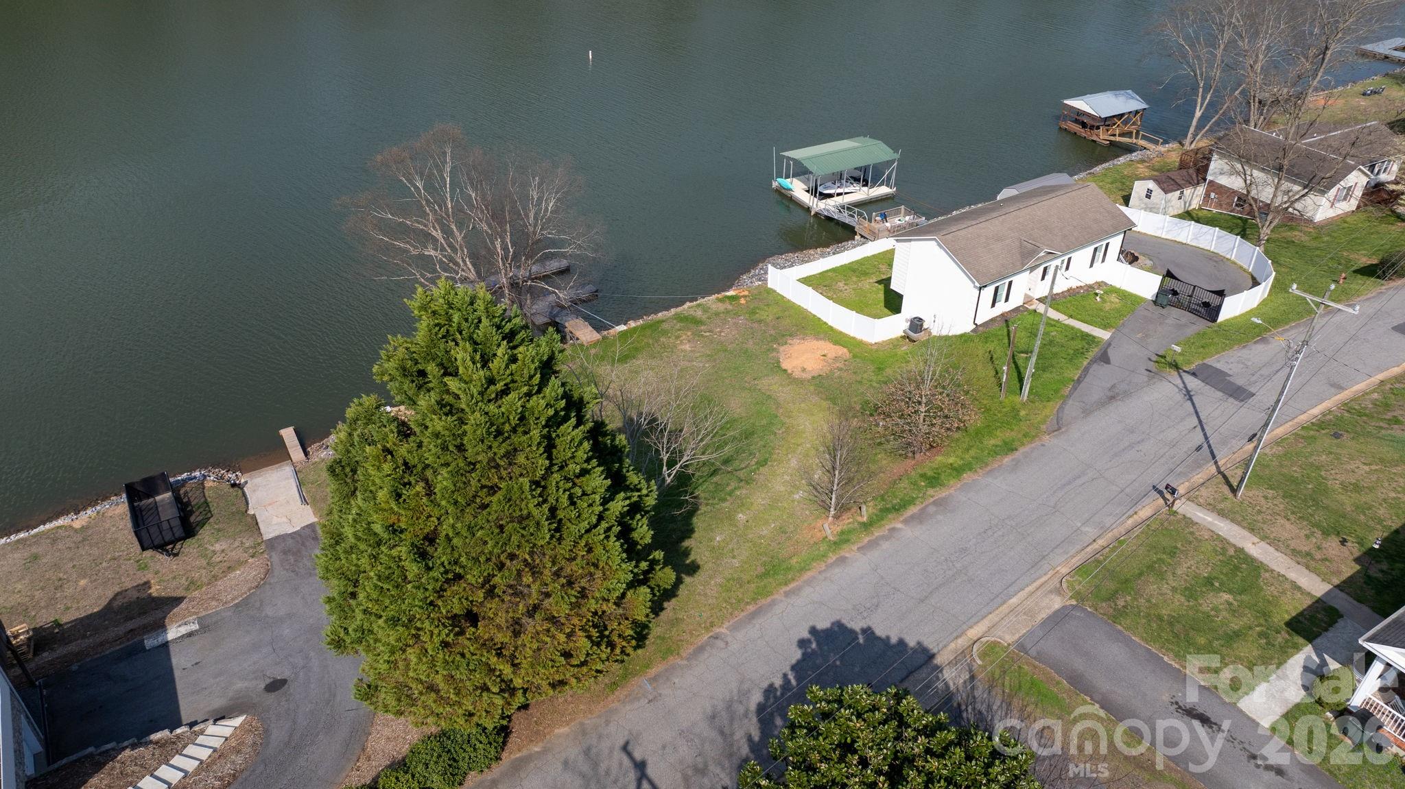 Pacific Mills - Land