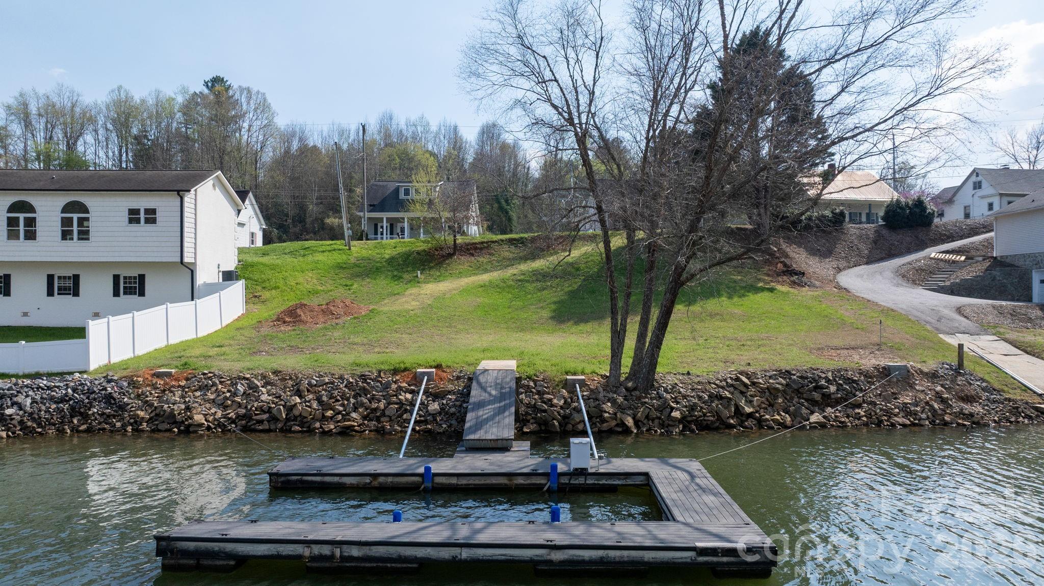 Pacific Mills - Land