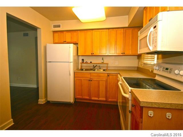 Cotswolds On Walker - Residential Lease