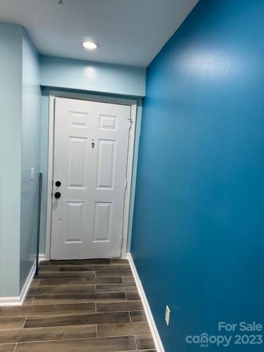 LOCATION   LOCATION    LOCATION

Three bed room, two bath condominium, walk to the UNC Charlotte.
 Just  renovated  with 30 Recessed  lights, new paint, new flooring, Quartz counter tops, additional cabinets, Ice maker connection. Stainless steel sink. Blinds in all rooms .New faucet in the kitchen.
A must see for people of taste. Porcelain tiles in the living, kitchen and dinning areas.